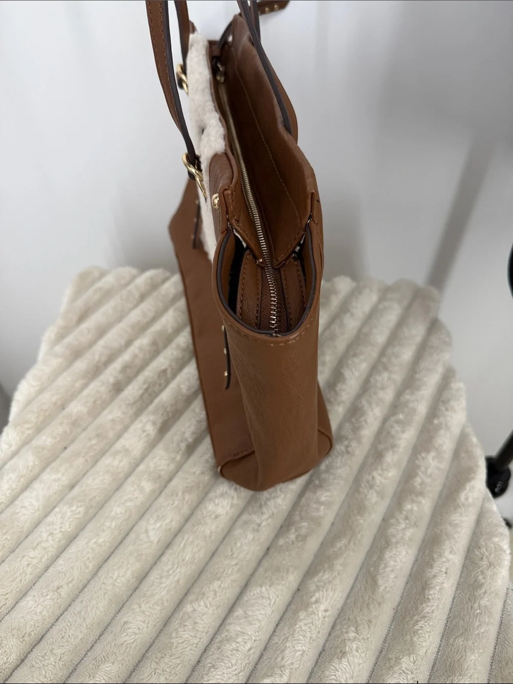 Jessica Simpson Vienna Tote in Brown and Sherpa accent